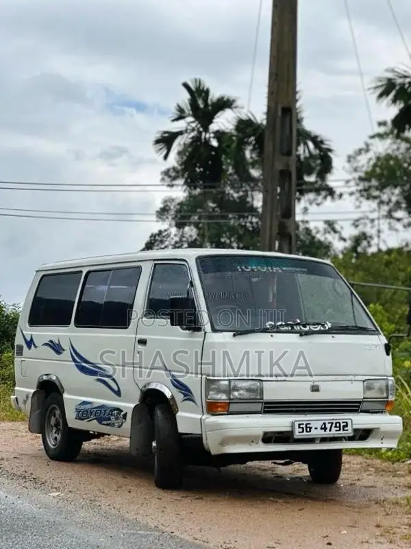 Toyota Shell 1994 Van (Used)