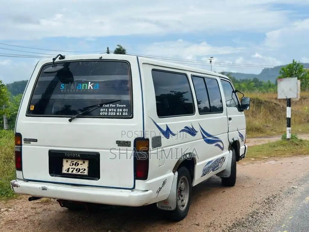 Toyota Shell 1994 Van (Used)