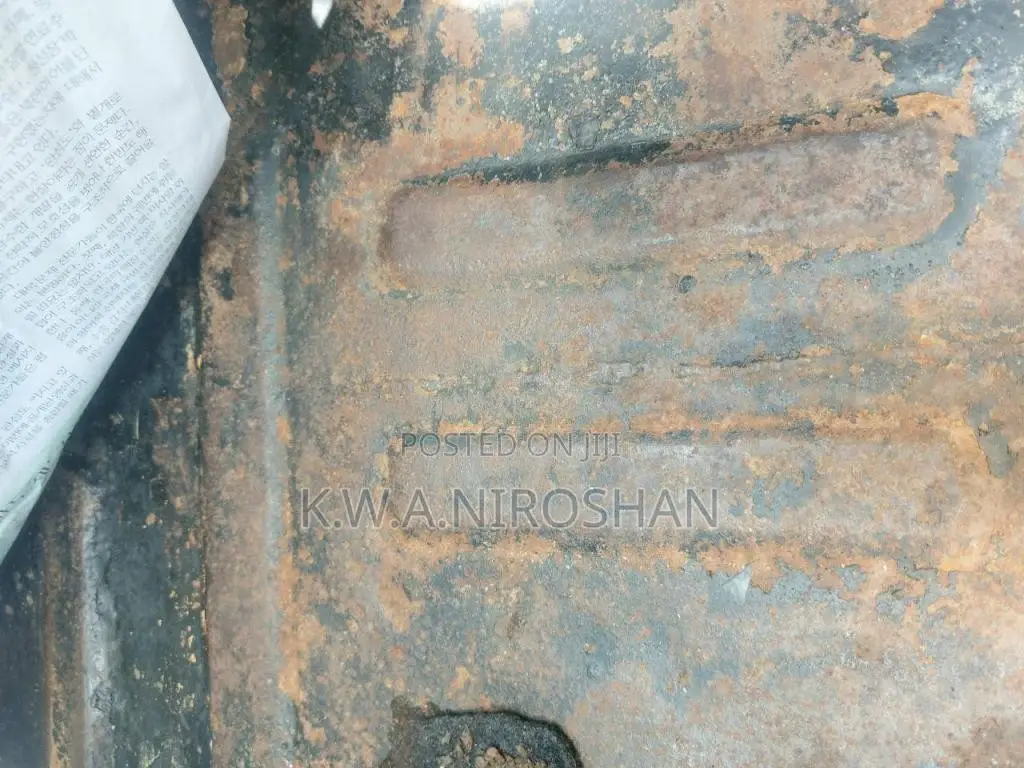Tata Dimo Batta 2011 Lorry (Used)