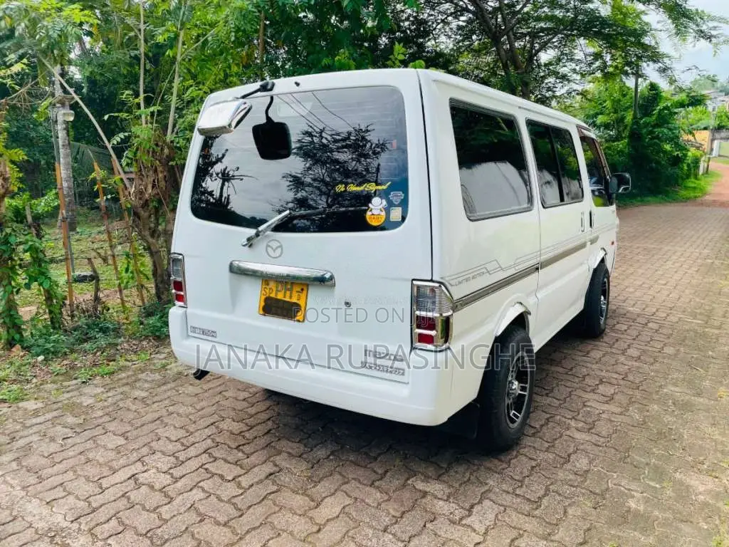 Mazda Bongo Lion Face 2015 Van (Used)