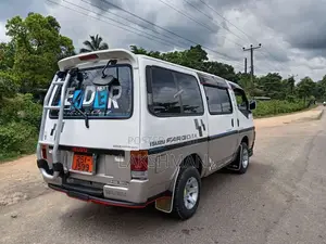 Isuzu Fargo 1997 Van (Used)