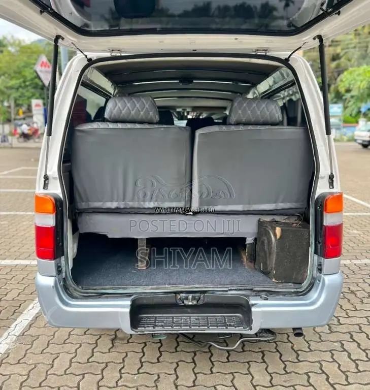 Toyota HIACE 1992 Van (Used)