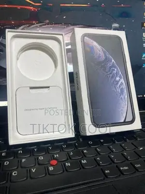 Apple iPhone XR (Used)