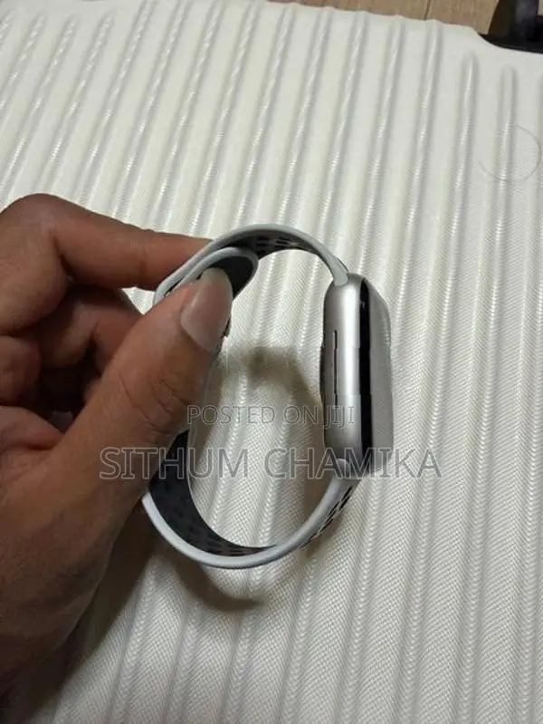 Apple Watch SE Nike Edition GPS