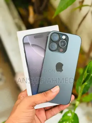 Apple iPhone 16 Pro (Used)