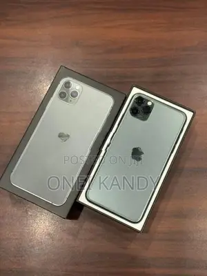 Apple iPhone 11 Pro Max 256GB (Used)