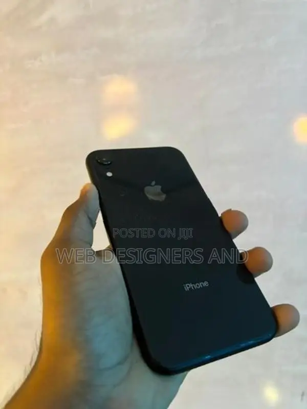 Apple iPhone XR 64GB (Used)