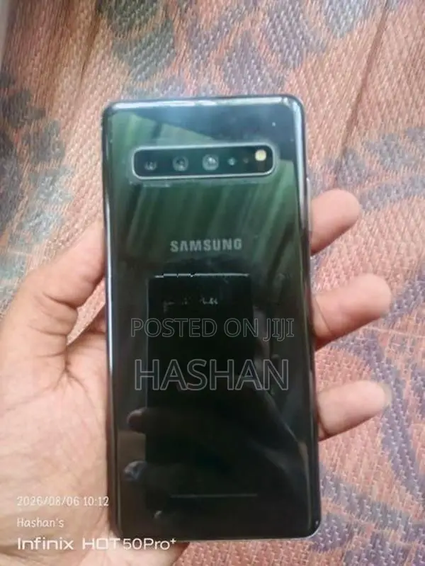 Samsung Galaxy S10 5G (Used)