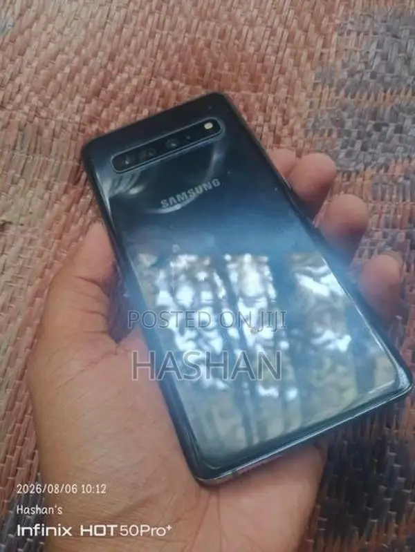 Samsung Galaxy S10 5G (Used)