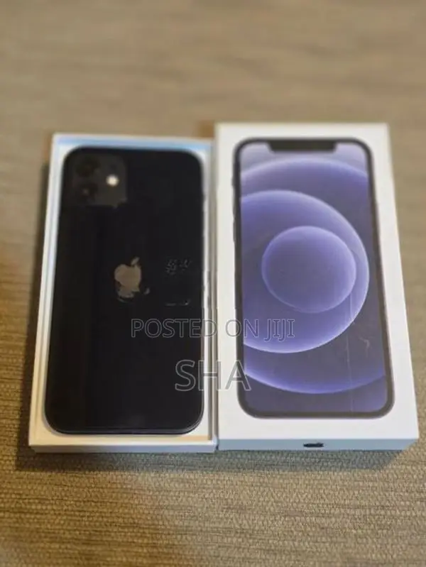Apple iPhone 12 128gb black (Used)
