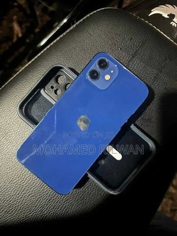 Apple iPhone 12 (Used)