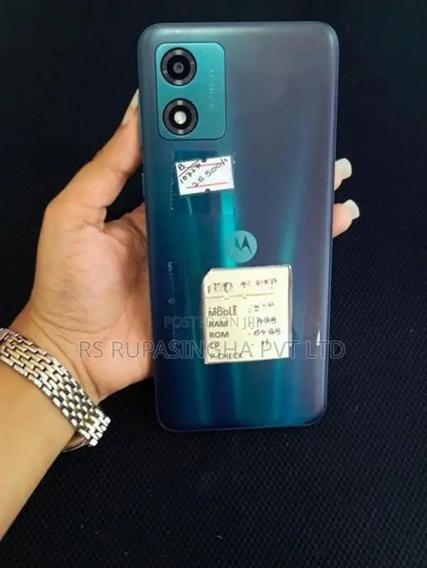 Moto E13 4GB/64GB (Used)