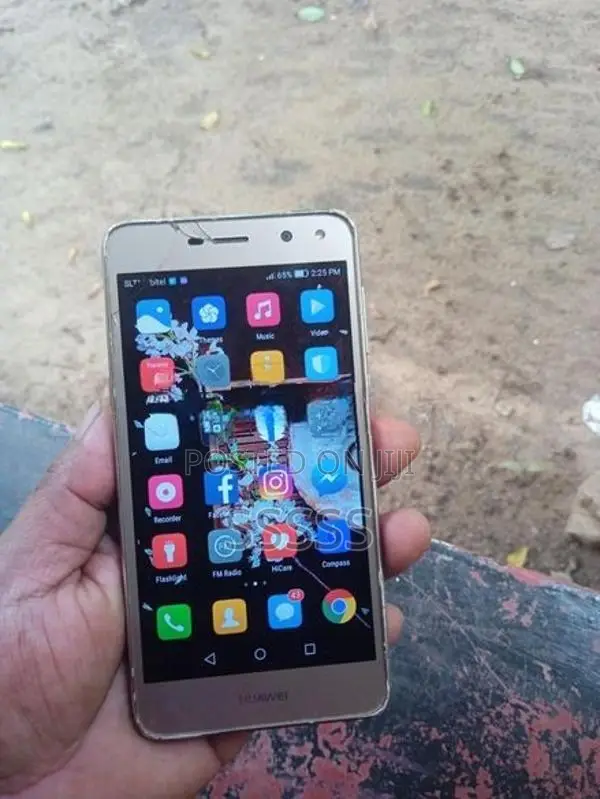 Huawei Y5 2gb 16gb (Used)