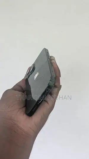 Apple iPhone 13 (Used)