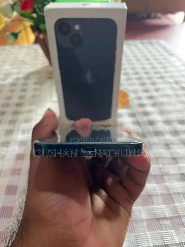 Apple iPhone 13 (Used)
