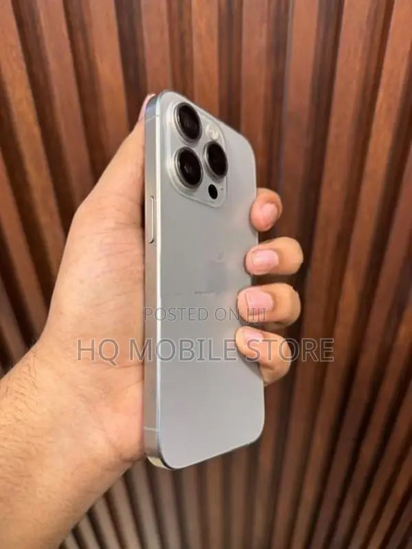 Apple iPhone 15 Pro (Used)