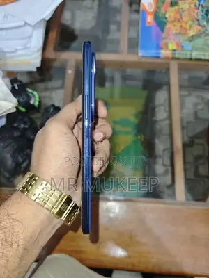 Vivo V50 256GB (Used)