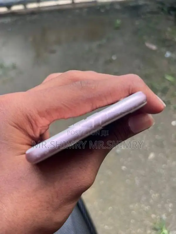 Apple iPhone 6S (Used)