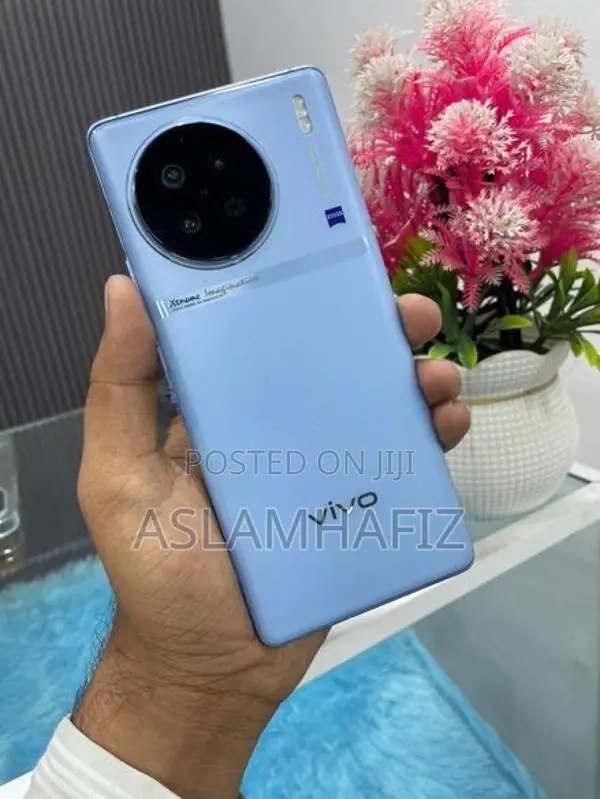 Vivo X90 5G 12GB 256GB (Used)