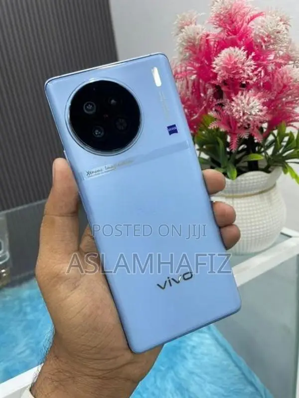 Vivo X90 5G 12GB 256GB (Used)