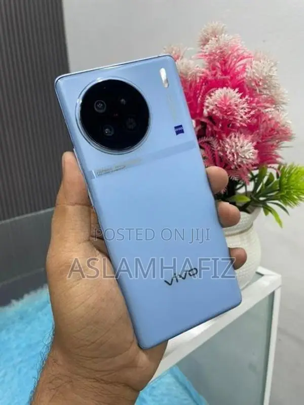 Vivo X90 5G 12GB 256GB (Used)