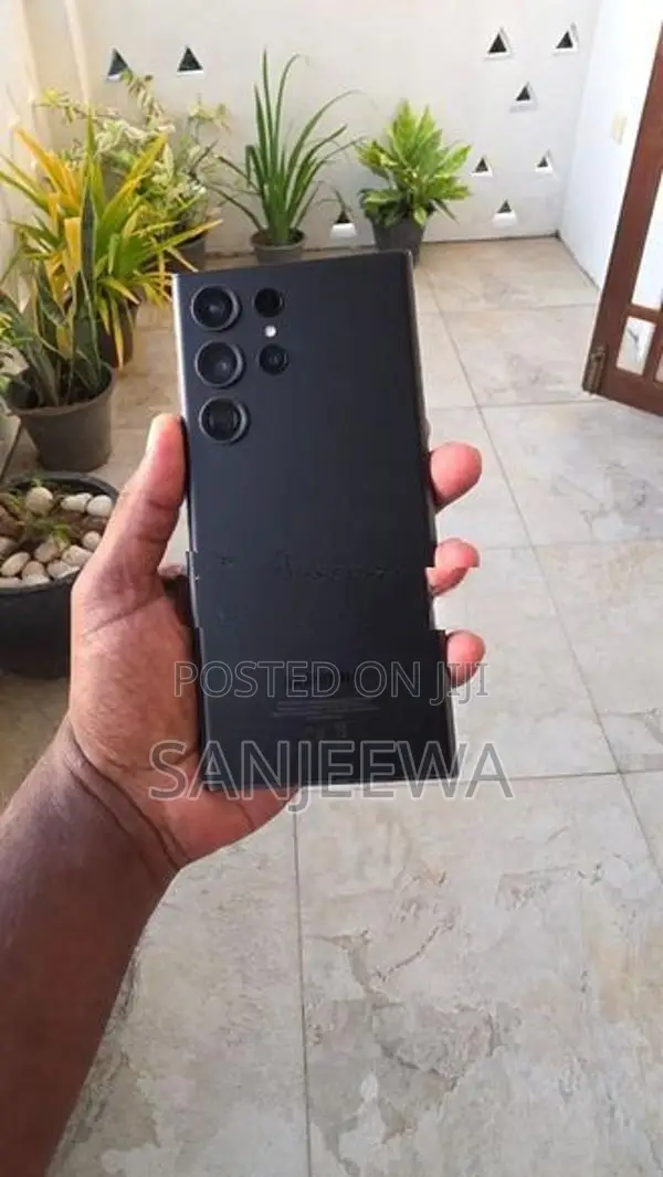 Samsung Galaxy S23 Ultra (Used)