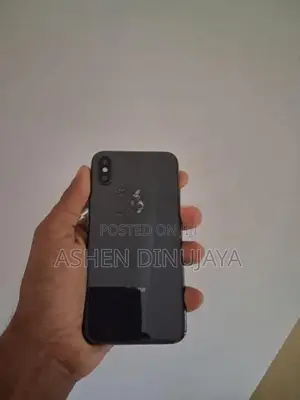 Apple iPhone XS (Used)