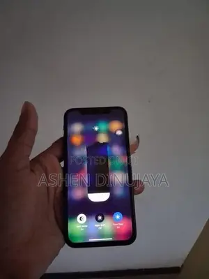 Apple iPhone XS (Used)