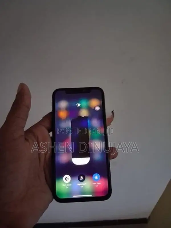 Apple iPhone XS (Used)