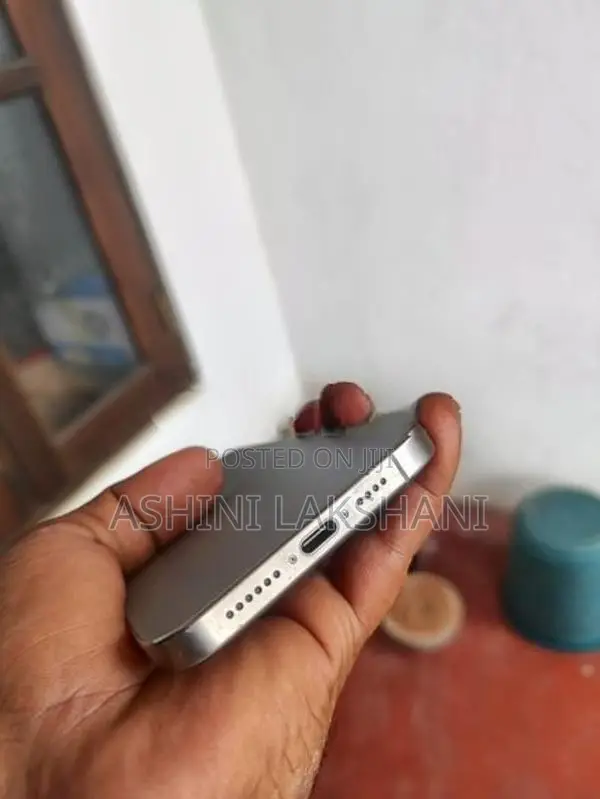 Apple iPhone 15 Pro Max 512GB (Used)