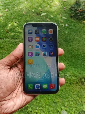Apple iPhone 11 128gb (Used)