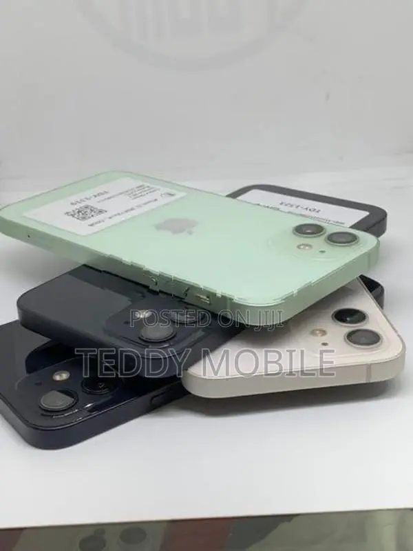 Apple iPhone 12 128GB (Used)