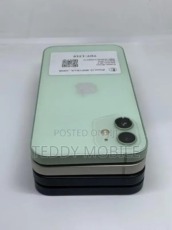 Apple iPhone 12 128GB (Used)