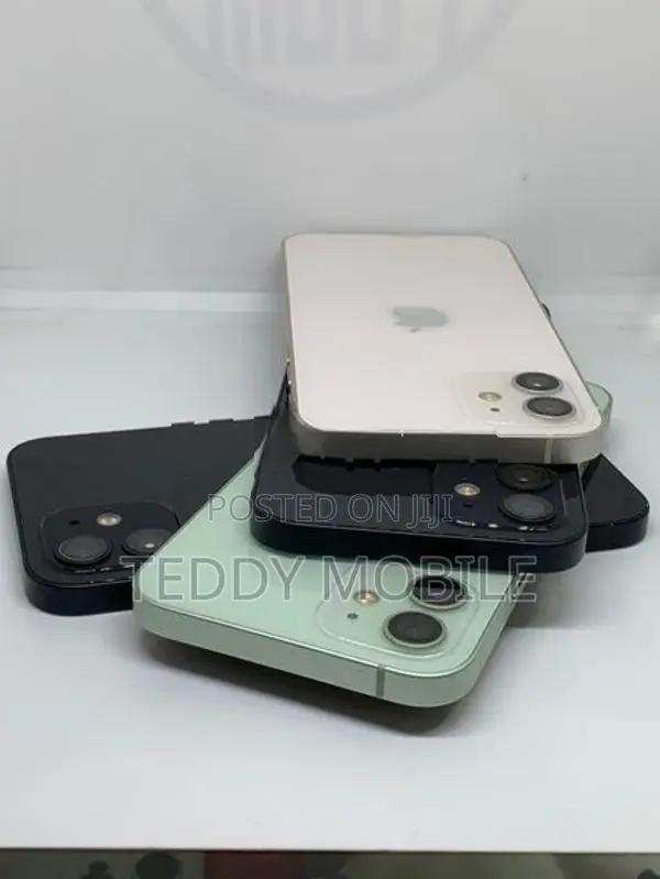 Apple iPhone 12 128GB (Used)