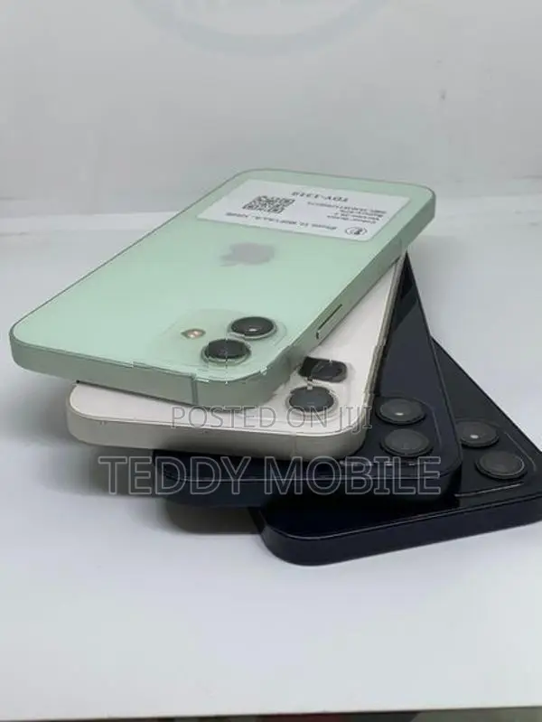 Apple iPhone 12 128GB (Used)