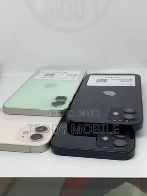 Apple iPhone 12 128GB (Used)