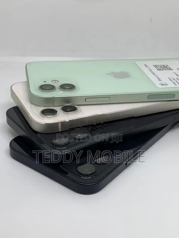 Apple iPhone 12 128GB (Used)