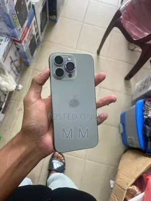 Apple iPhone 15 Pro Max (Used)