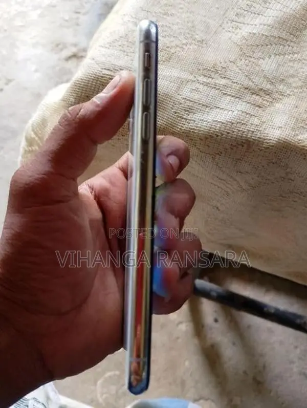 Apple iPhone X (Used)