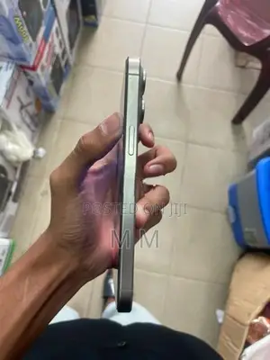 Apple iPhone 15 Pro Max (Used)