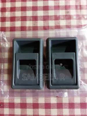 ToyotaHiluxLN107InnerDoorHandles for Car