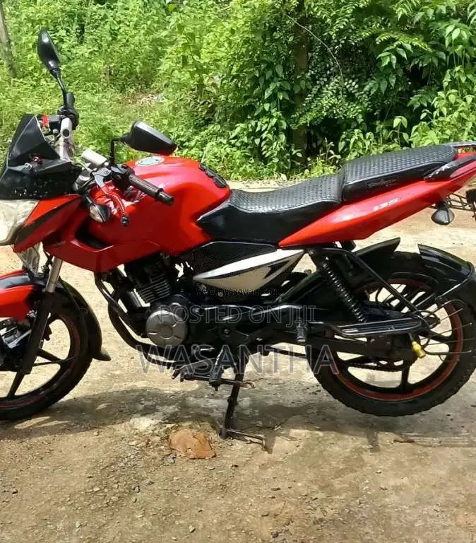 Bajaj Pulsar 135 2010 Motorbike (Used)