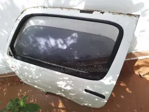Toyota Dolphin Hiace Front Door Set for Van