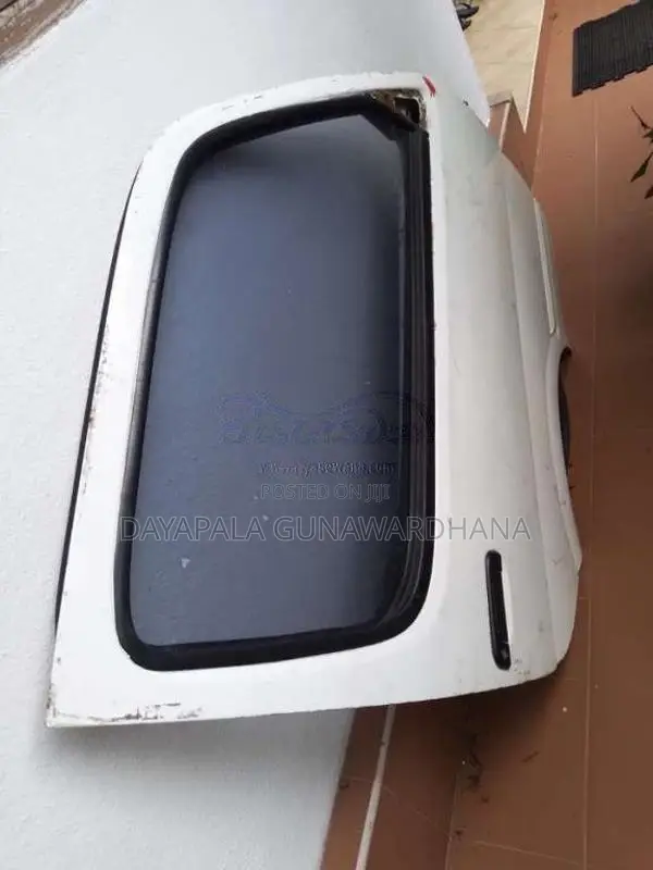 Toyota Dolphin Hiace Front Door Set for Van