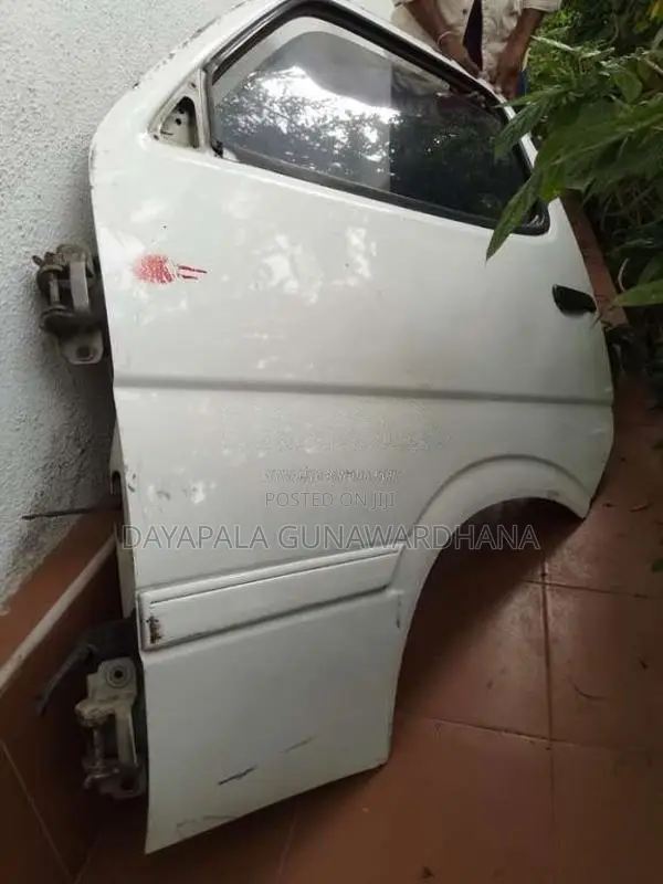Toyota Dolphin Hiace Front Door Set for Van
