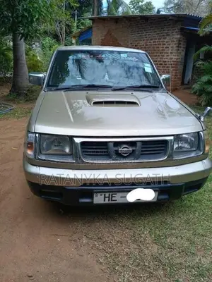 Nissan Datsun 1998 Crew Cab (Used)