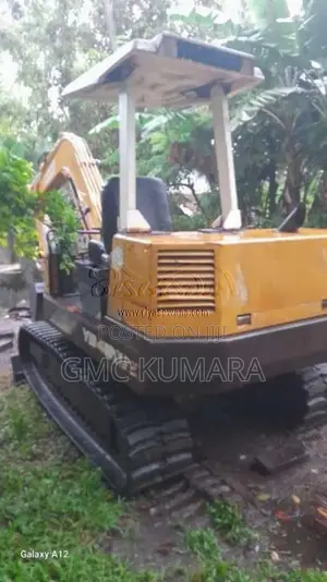 Yanmar Yanmar 2010 Heavy-Duty (Used)