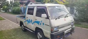 Mitsubishi CrewCab 1982 Crew Cab (Used)