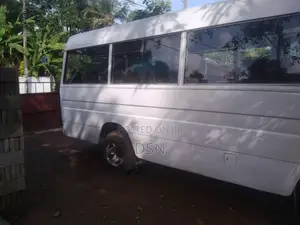 Mitsubishi Rosa 1981 Bus (Used)