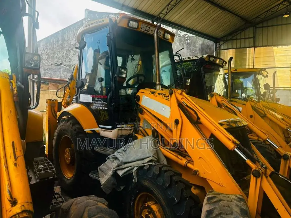 JCB 3CX 2025 Heavy-Duty (Used)